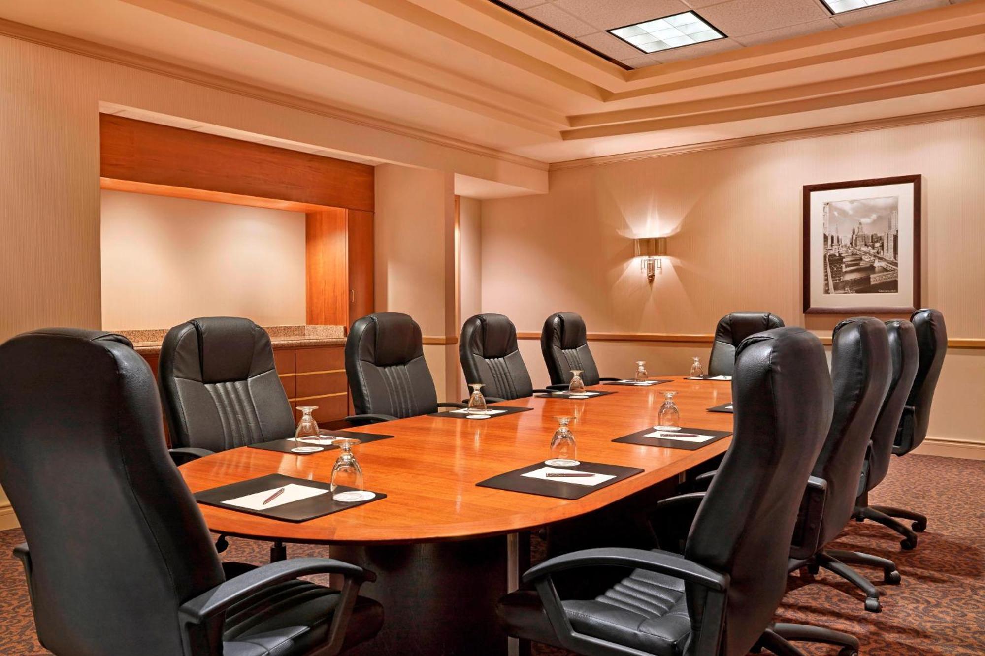 Sheraton Suites Chicago Elk Grove Елк Гроув Вилидж Екстериор снимка